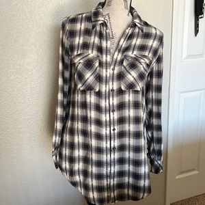 Vince Camuto Plaid Top Size XS